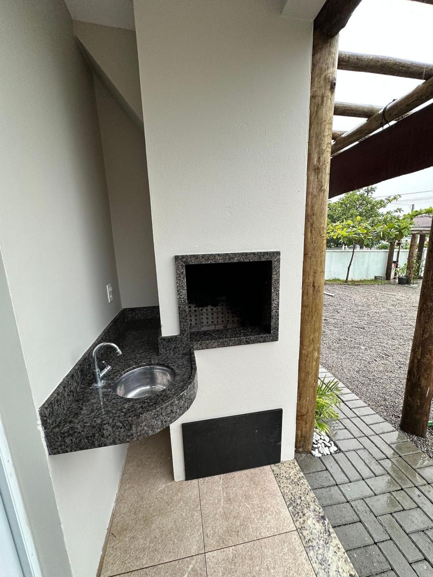 Residencial Wrubleski Sc Pinheira Eksteriør bilde