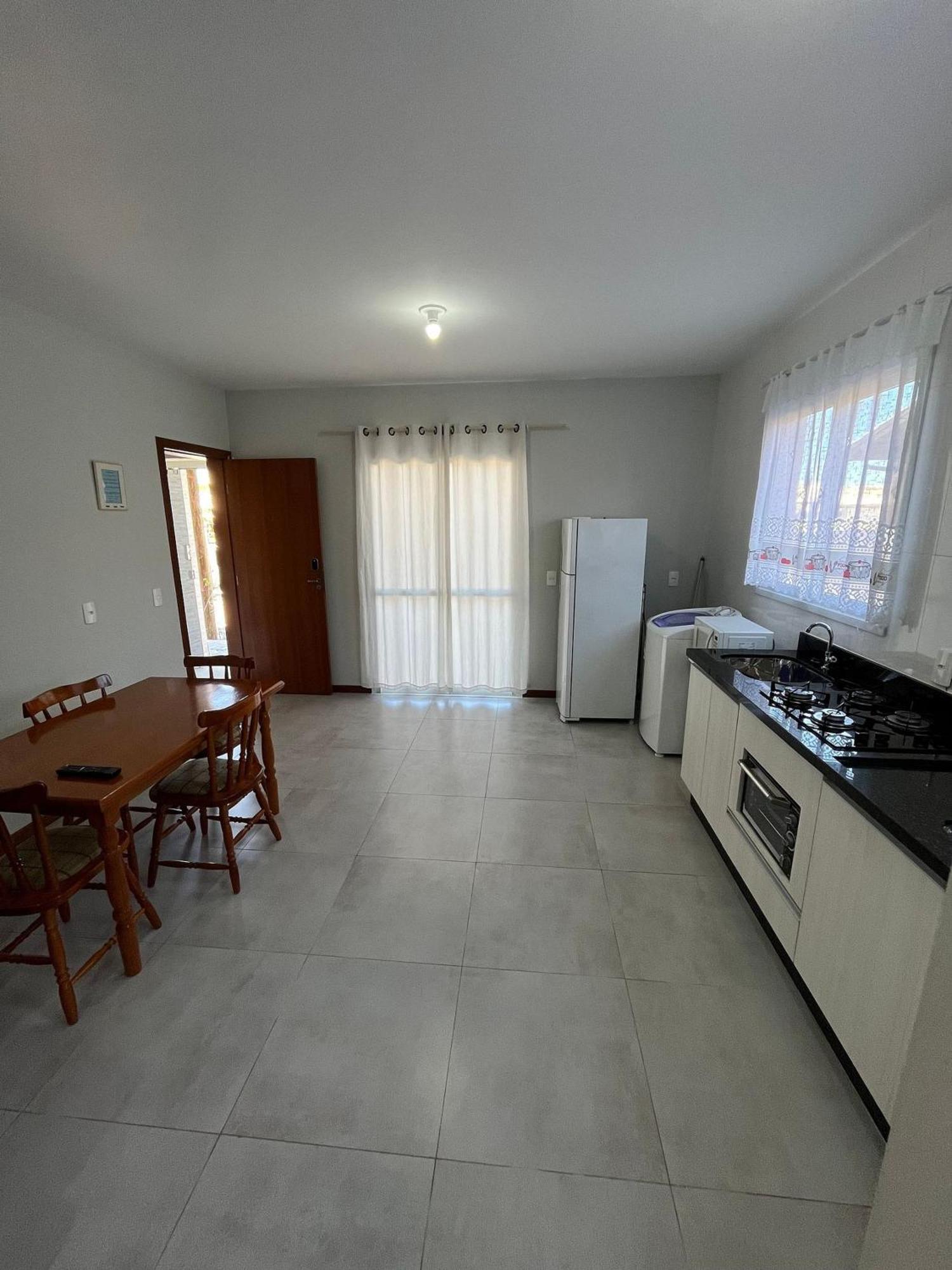 Residencial Wrubleski Sc Pinheira Eksteriør bilde